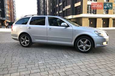 Універсал Skoda Octavia 2012 в Івано-Франківську