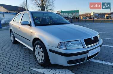 Ліфтбек Skoda Octavia 2001 в Луцьку