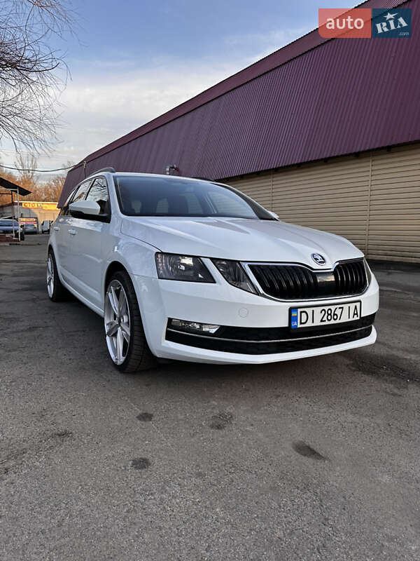 Универсал Skoda Octavia 2017 в Киеве фото 8 Универсал Skoda Octavia 2017 в Киеве