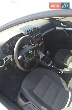 Универсал Skoda Octavia 2010 в 