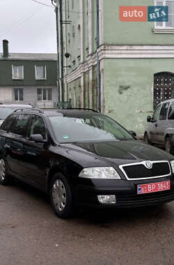 Универсал Skoda Octavia 2006 в Чернигове