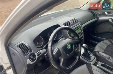 Лифтбек Skoda Octavia 2012 в 
