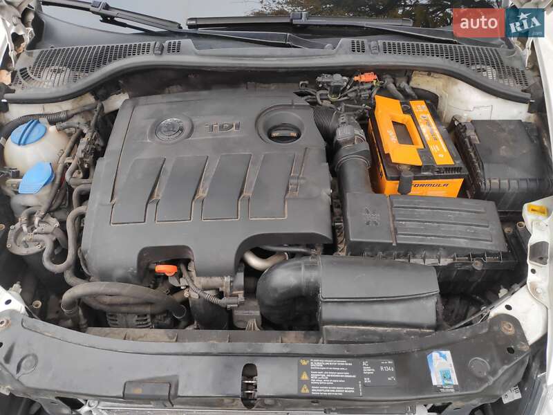 Універсал Skoda Octavia 2010 в Чернігові