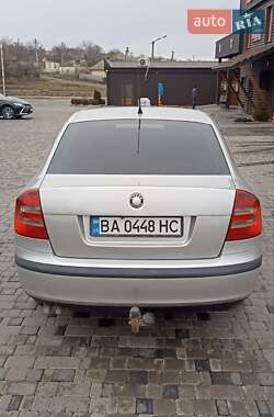 Лифтбек Skoda Octavia 2004 в Новоукраинке