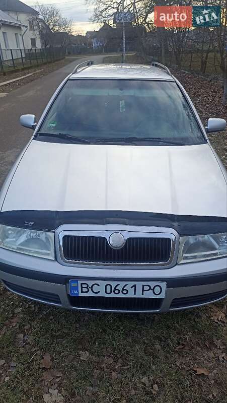 Универсал Skoda Octavia 2008 в Стрые