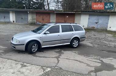 Универсал Skoda Octavia 2001 в Жидачове