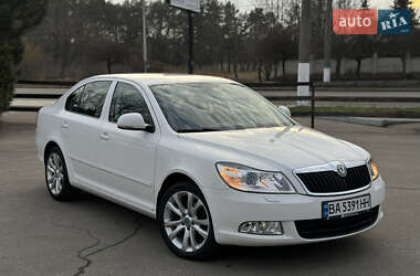 Лифтбек Skoda Octavia 2010 в Кропивницком