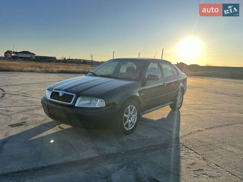 Лифтбек Skoda Octavia 2006 в 