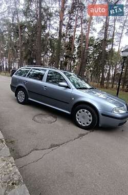 Універсал Skoda Octavia 2004 в Чернігові