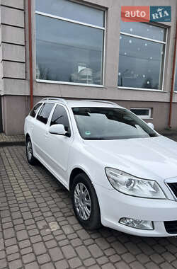 Универсал Skoda Octavia 2010 в Луцке