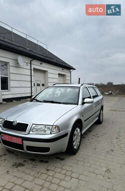 Універсал Skoda Octavia 2008 в Яворові