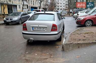 Ліфтбек Skoda Octavia 2003 в Харкові