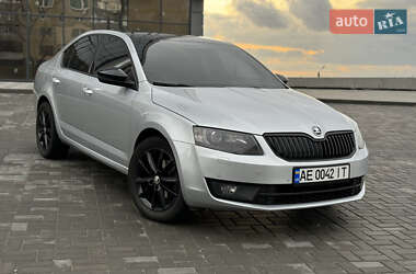 Ліфтбек Skoda Octavia 2013 в Дніпрі