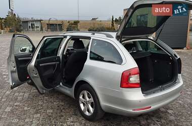 Универсал Skoda Octavia 2012 в Ровно