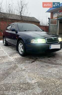 Ліфтбек Skoda Octavia 1999 в Хмільнику