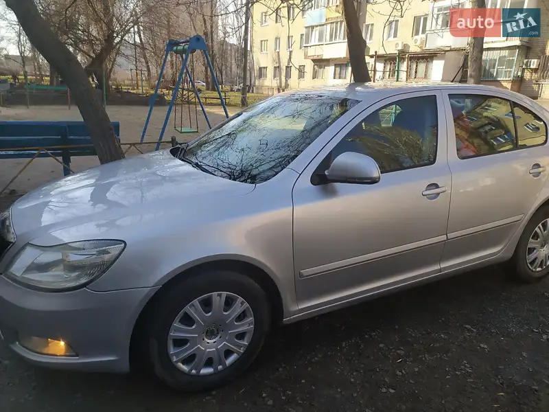 Skoda Octavia 2011 VIN TMBCT61ZXC2054760 фото оголошення 5 з 50