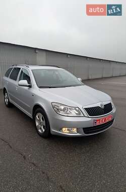 Універсал Skoda Octavia 2009 в Києві