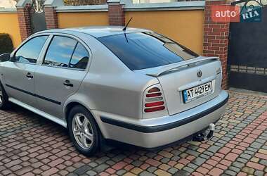 Ліфтбек Skoda Octavia 1998 в 