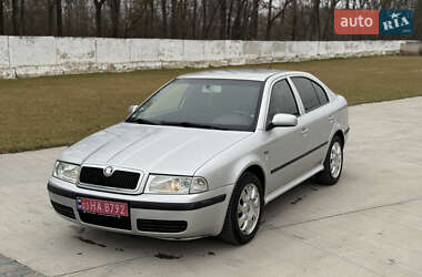 Ліфтбек Skoda Octavia 2004 в Луцьку