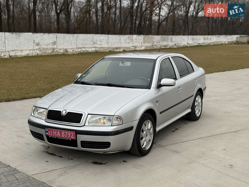 Ліфтбек Skoda Octavia 2004 в Луцьку