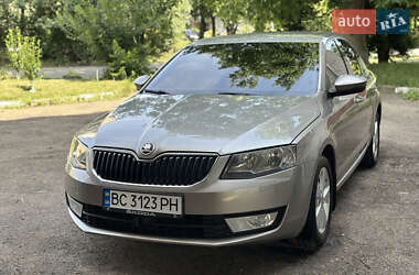 Лифтбек Skoda Octavia 2014 в Стрые