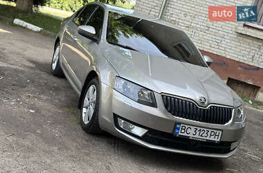 Лифтбек Skoda Octavia 2014 в Стрые