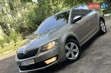 Ліфтбек Skoda Octavia 2014 в Стрию