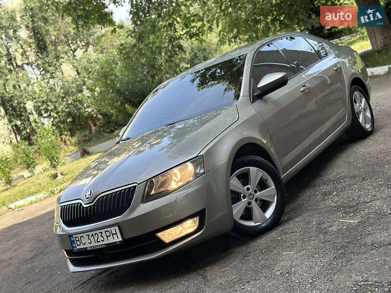 Лифтбек Skoda Octavia 2014 в Стрые