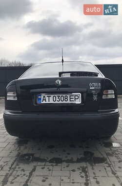 Ліфтбек Skoda Octavia 2004 в Івано-Франківську