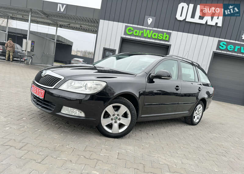 Універсал Skoda Octavia 2009 в Володимирі