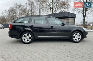 Універсал Skoda Octavia 2009 в Володимирі