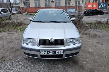 Лифтбек Skoda Octavia 2002 в Николаеве