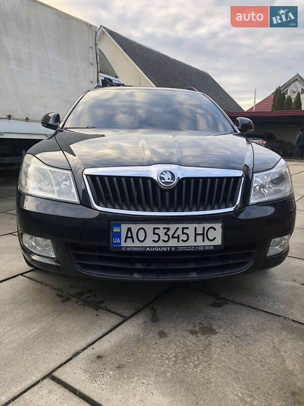Универсал Skoda Octavia 2009 в Хусте
