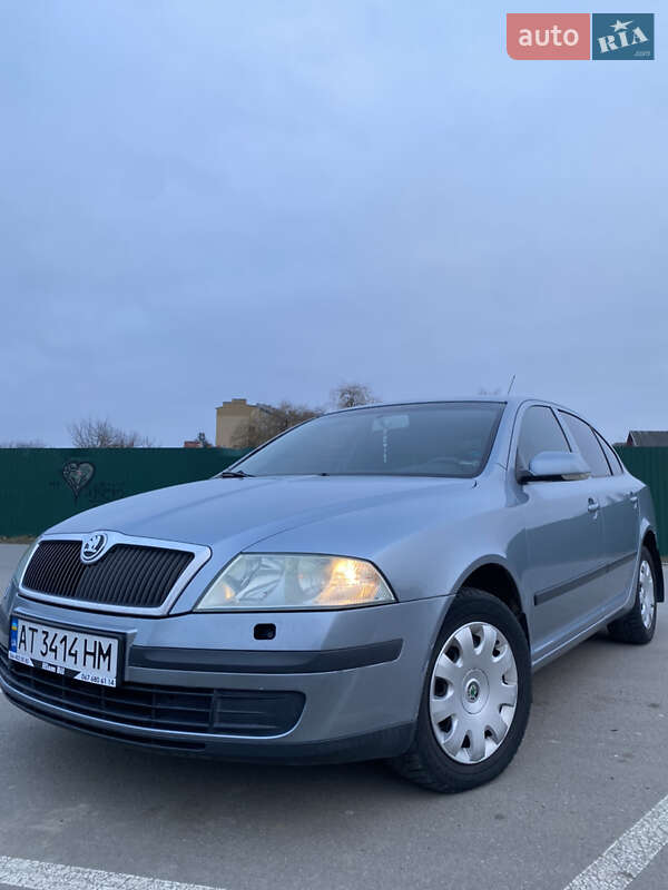 Лифтбек Skoda Octavia 2005 в Ивано-Франковске