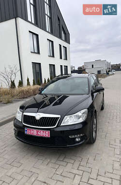 Универсал Skoda Octavia 2011 в 