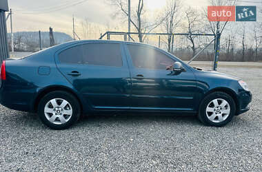 Лифтбек Skoda Octavia 2012 в 