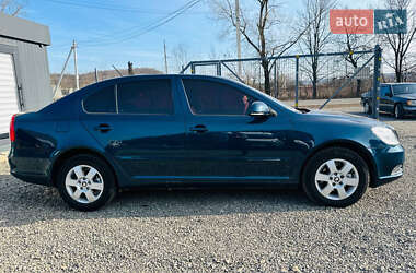 Лифтбек Skoda Octavia 2012 в 
