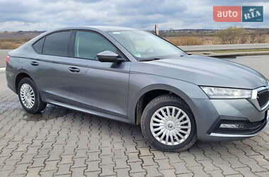 Лифтбек Skoda Octavia 2023 в 