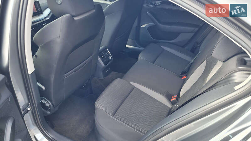 Лифтбек Skoda Octavia 2023 в Ивано-Франковске