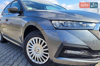 Лифтбек Skoda Octavia 2023 в 