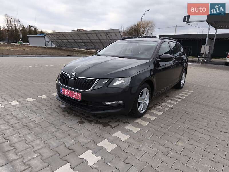 Універсал Skoda Octavia 2018 в Луцьку