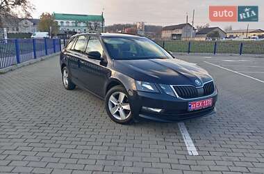 Універсал Skoda Octavia 2018 в Луцьку