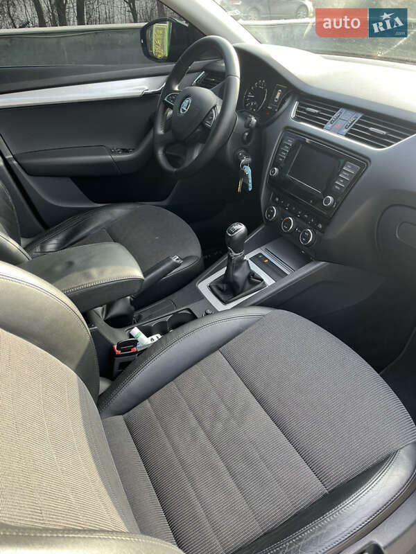 Универсал Skoda Octavia 2015 в Тернополе