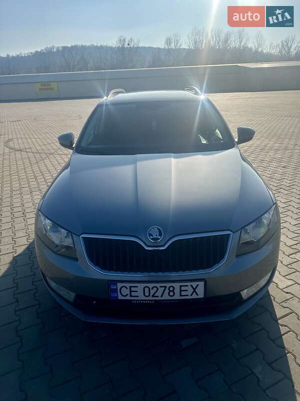 Універсал Skoda Octavia 2013 в Чернівцях