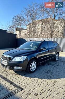 Универсал Skoda Octavia 2009 в Сарнах