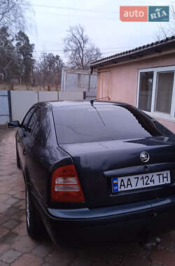 Лифтбек Skoda Octavia 2004 в Новой Басане