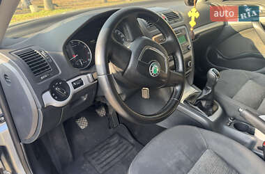 Лифтбек Skoda Octavia 2012 в 