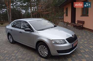 Ліфтбек Skoda Octavia 2015 в Ковелі