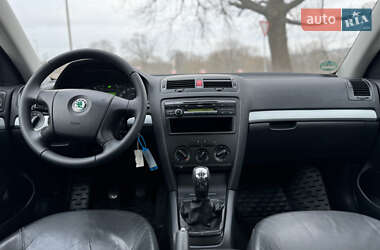 Лифтбек Skoda Octavia 2008 в Кропивницком