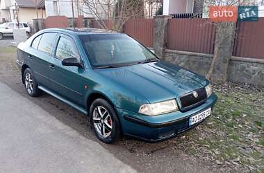 Лифтбек Skoda Octavia 1999 в Ужгороде